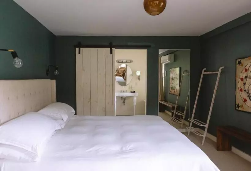 The North Branch Inn