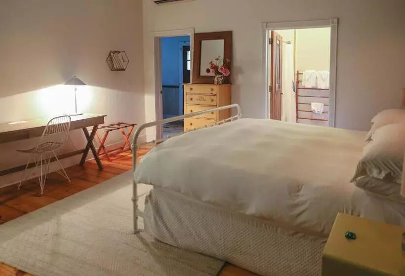 The North Branch Inn