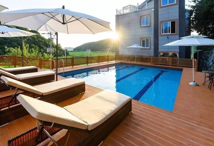 Yeosu Sora Noeul Pension