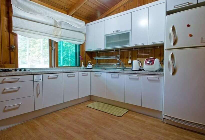 Ganghwado Poomane Pension