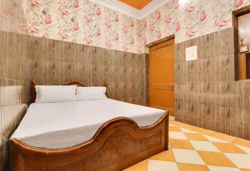 Goroomgo Hotel New Lucknow