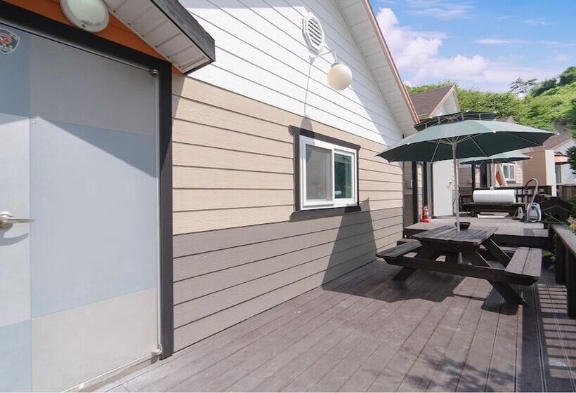 Hongcheon Daebakine Pension