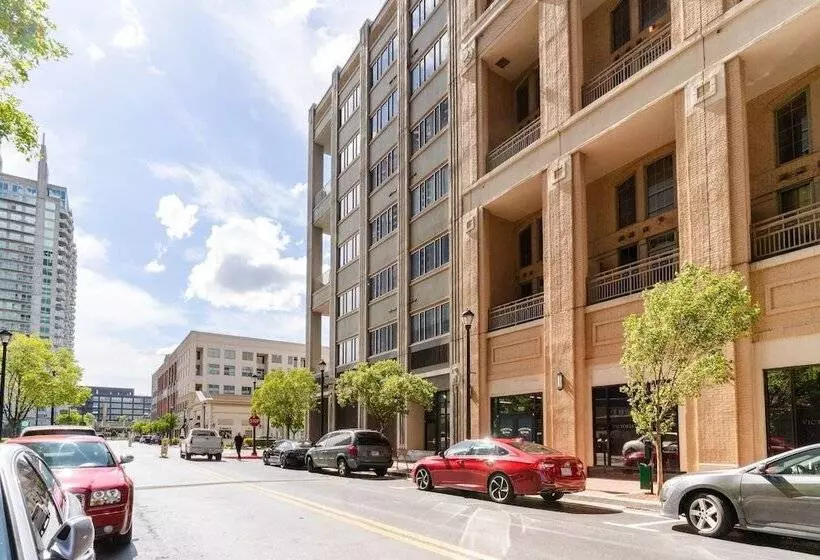هتل Cozy Atlantic Station Midtown Loft