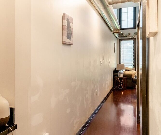 בית מלון כפרי Cozy Atlantic Station Midtown Loft