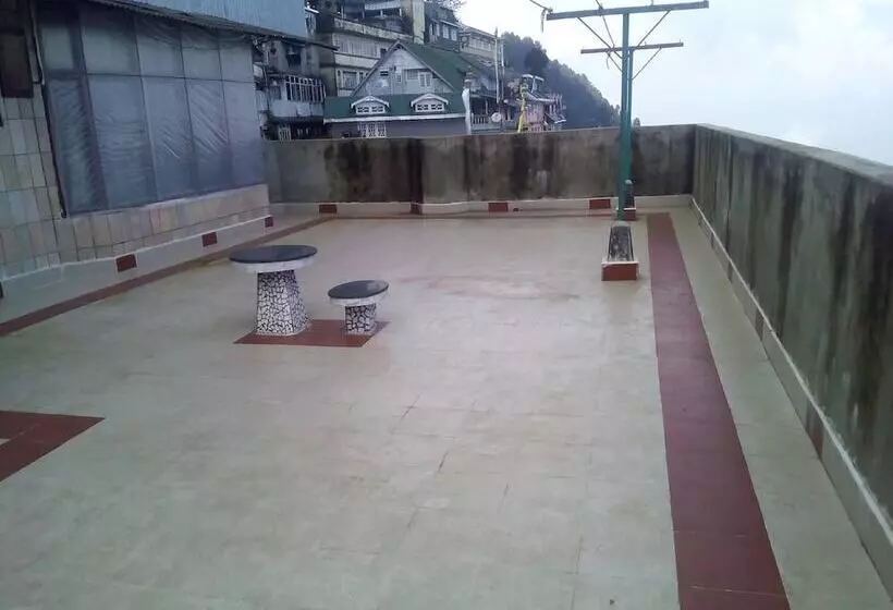 هتل Goroomgo Opal Inn Darjeeling