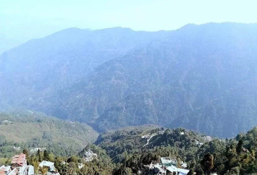 هتل Goroomgo Opal Inn Darjeeling