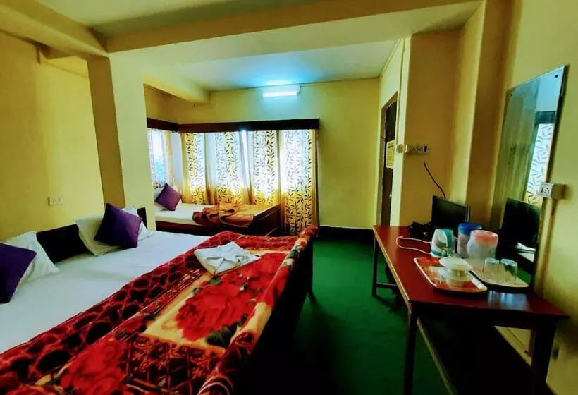 هتل Goroomgo Opal Inn Darjeeling