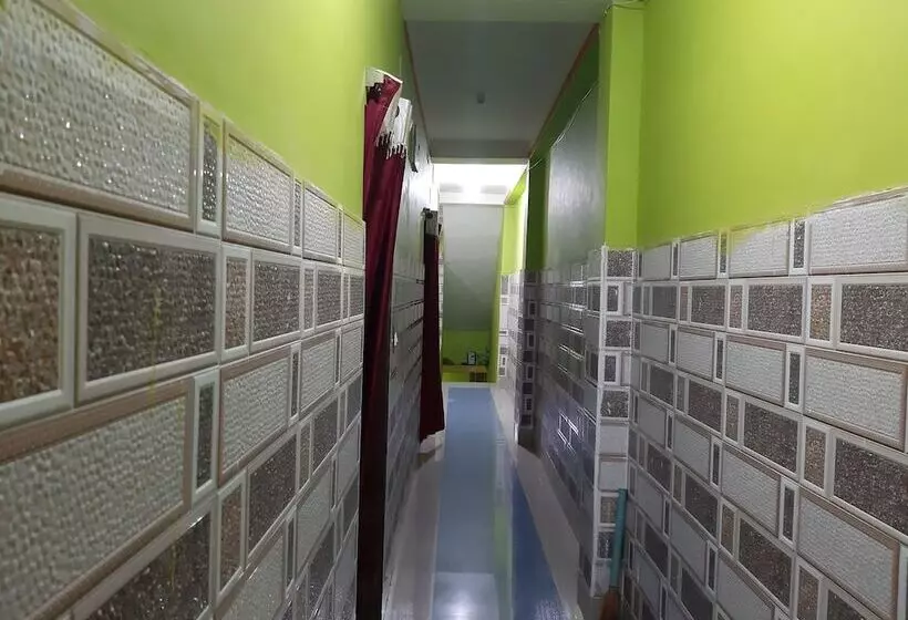 Hotelli Goroomgo Sun Plaza Lodge Konark