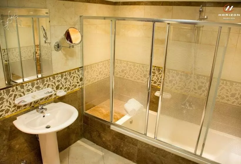 هتل Helnan Nile Island