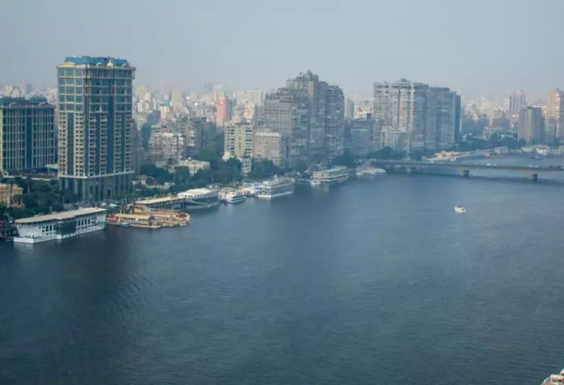 هتل Helnan Nile Island