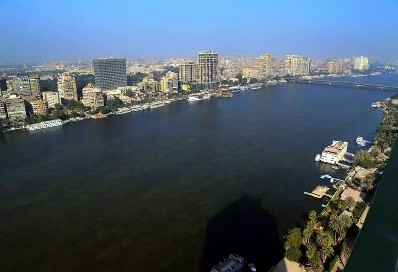 هتل Helnan Nile Island