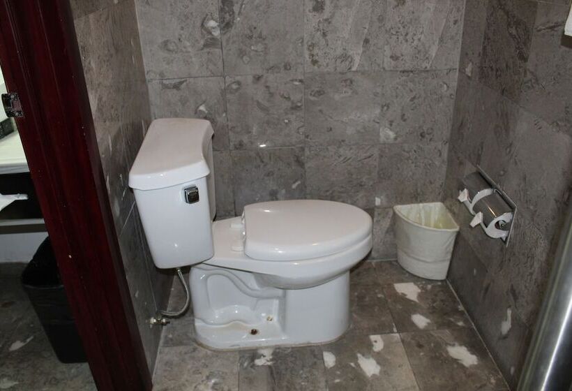 Otel Wyndham Garden Los Mochis Plaza Inn