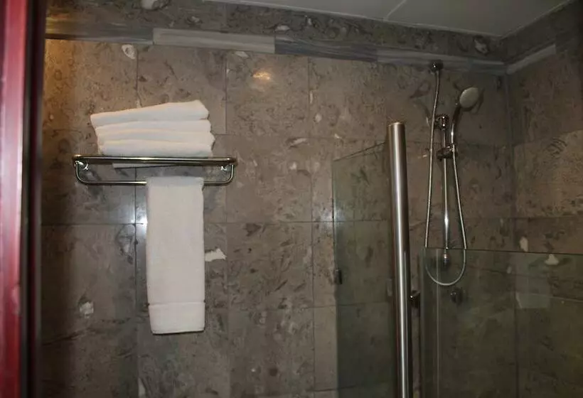 ホテル Wyndham Garden Los Mochis Plaza Inn
