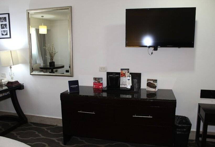 Otel Wyndham Garden Los Mochis Plaza Inn