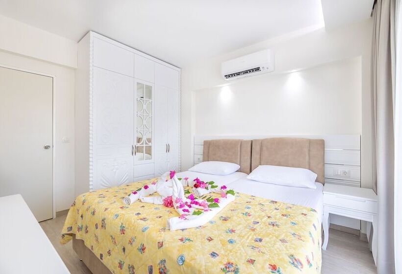 هتل Princess Kinli Suites