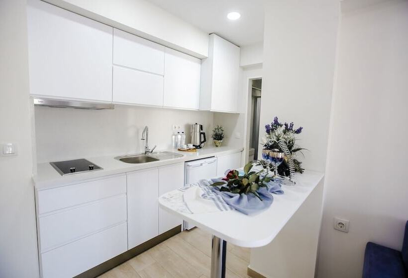 هتل Princess Kinli Suites