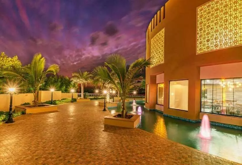 Hotelli The Sky Imperial Bapu’s Resort