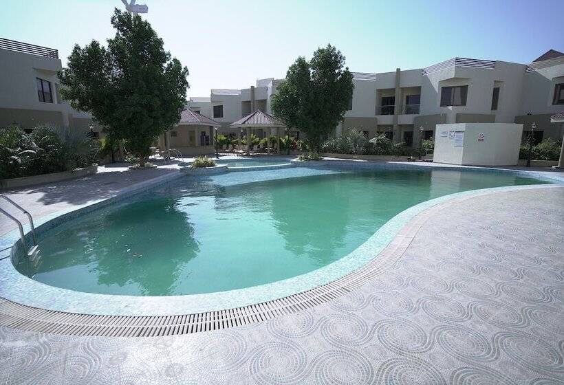 בית מלון כפרי The Sky Imperial Bapu’s Resort