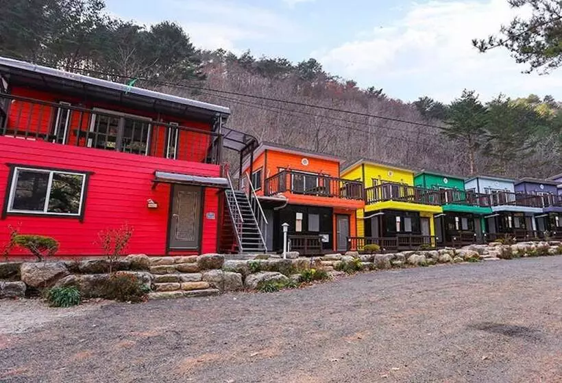 Inje Baekdam Rainbow Pension