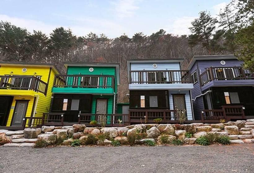 Inje Baekdam Rainbow Pension