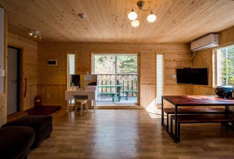 Inje Baekdam Rainbow Pension