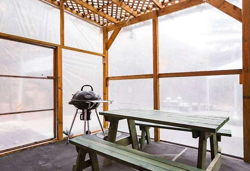 Inje Baekdam Rainbow Pension