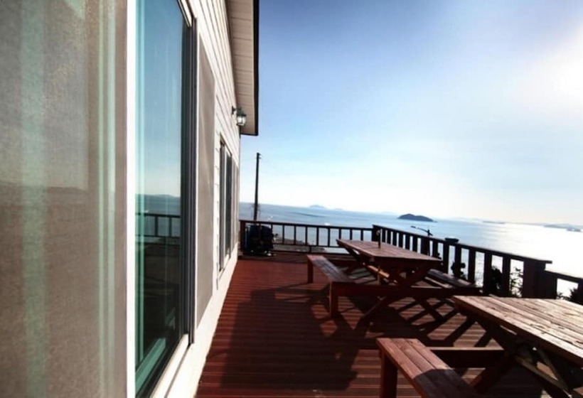 Jindo Arirang Beach Pension