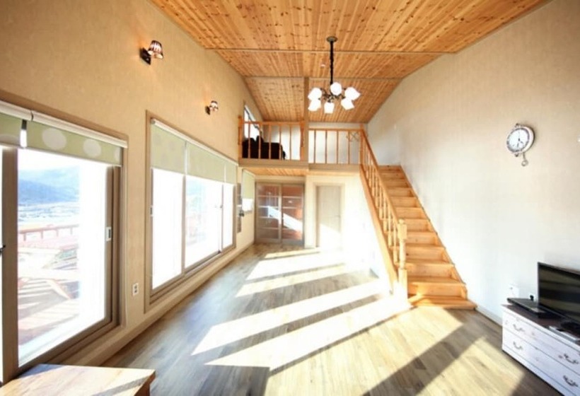 Jindo Arirang Beach Pension