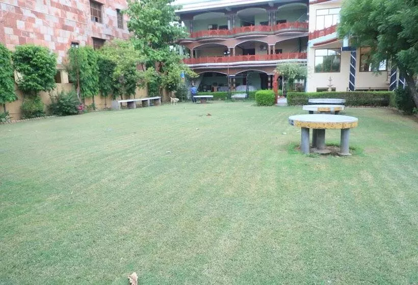 Kenth Hari Resort Dhaulpur By Shrigo Hotels