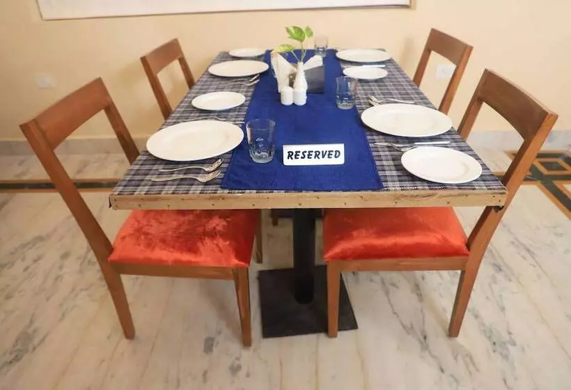 Kenth Hari Resort Dhaulpur By Shrigo Hotels