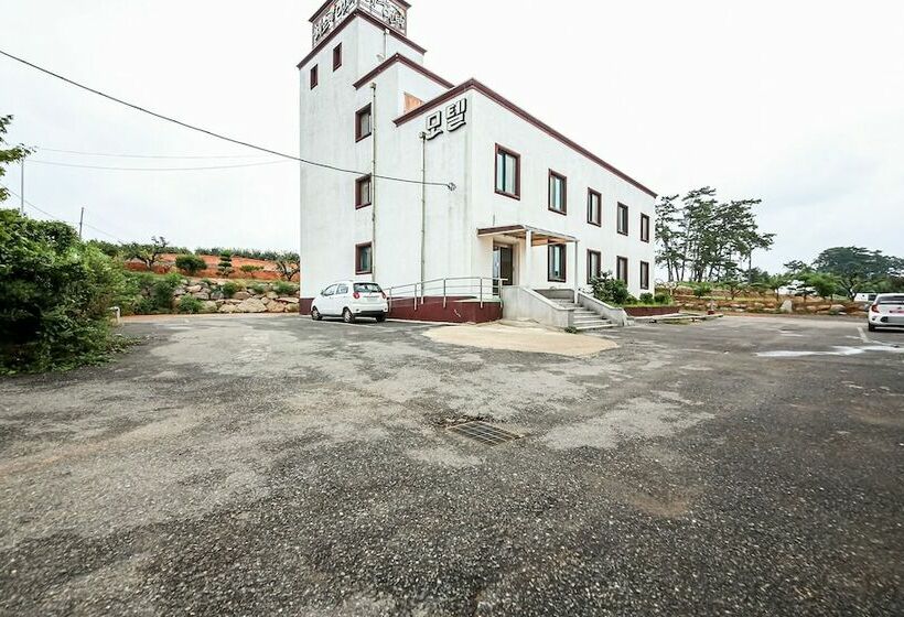 Motel Muan Haetteuneun Eondeok