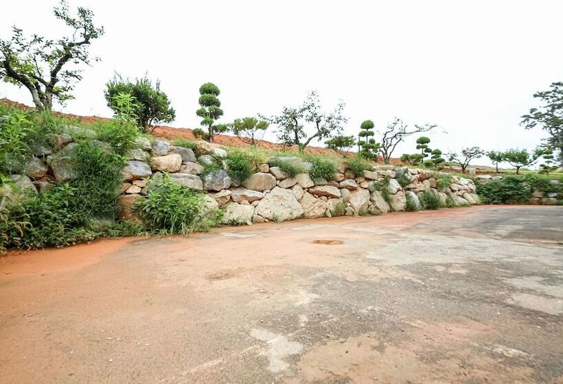 Motel Muan Haetteuneun Eondeok