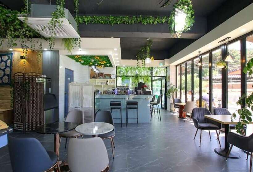 Muju Full House Pension