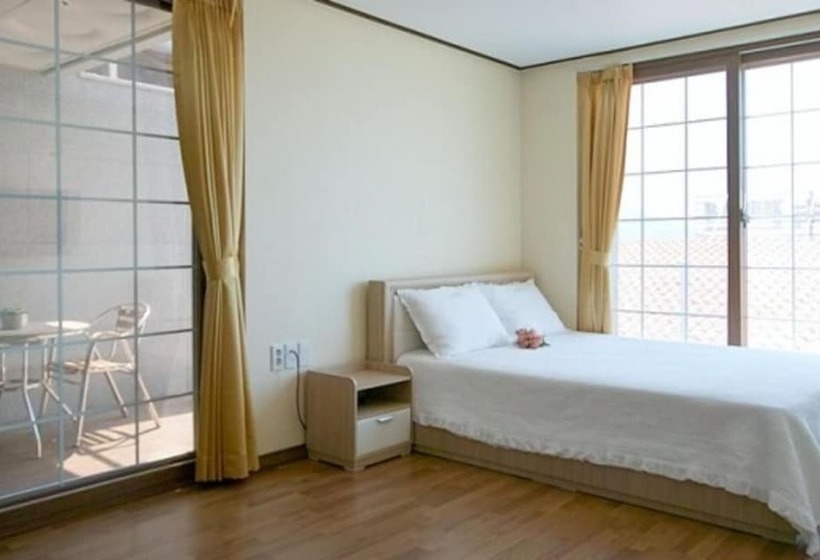 Namhae Camp Haevich Pension