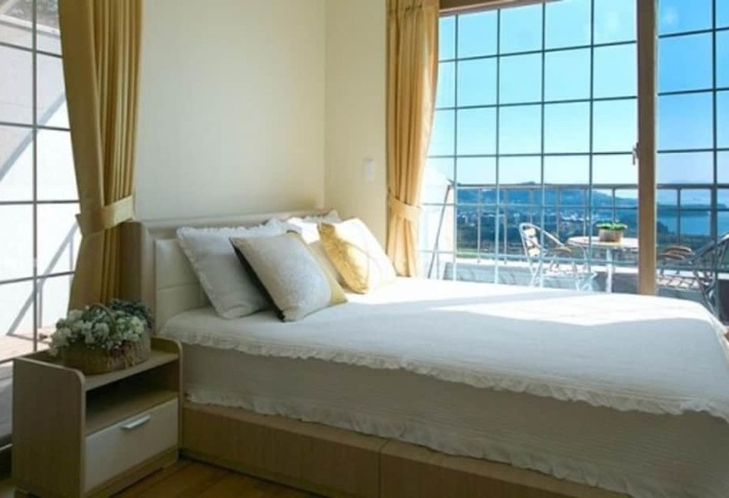 Namhae Camp Haevich Pension