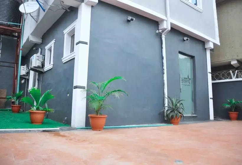 پانسیون Starexx Luxury Apartment