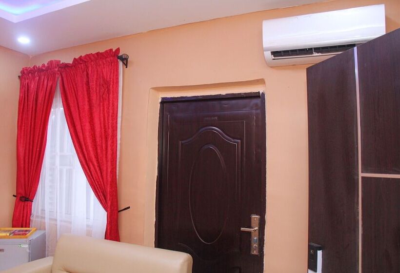 پانسیون Starexx Luxury Apartment