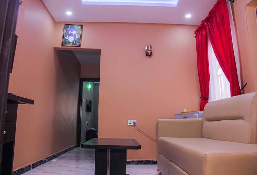 پانسیون Starexx Luxury Apartment