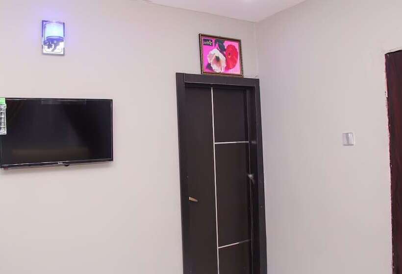 پانسیون Starexx Luxury Apartment