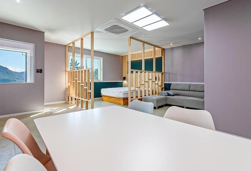 Pensão Tongyeong Saryangdo Elphis36 Poolvilla