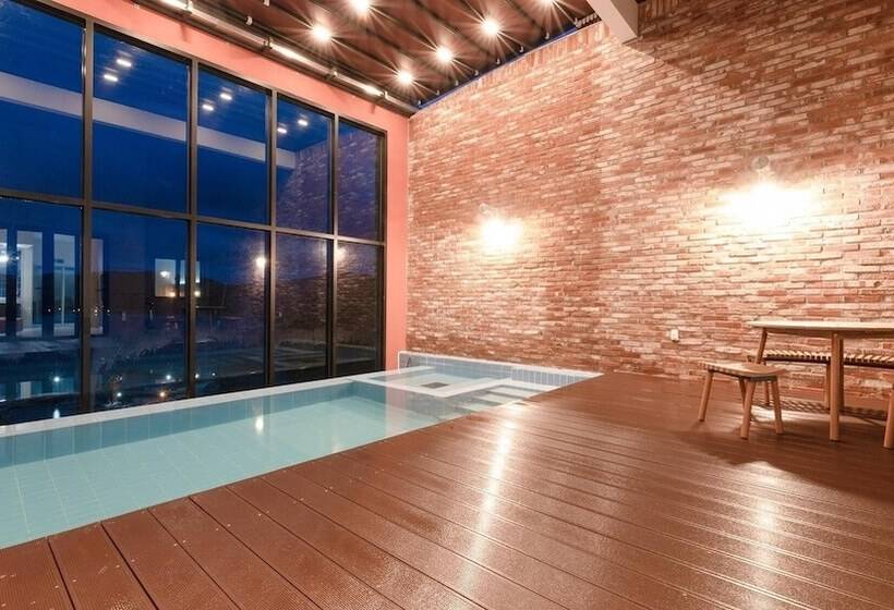 Pensão Tongyeong Saryangdo Elphis36 Poolvilla