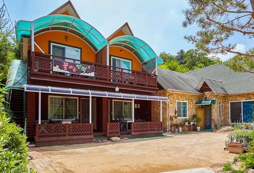 Pocheon Blooming Hill Pension