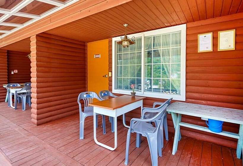 Pocheon Blooming Hill Pension