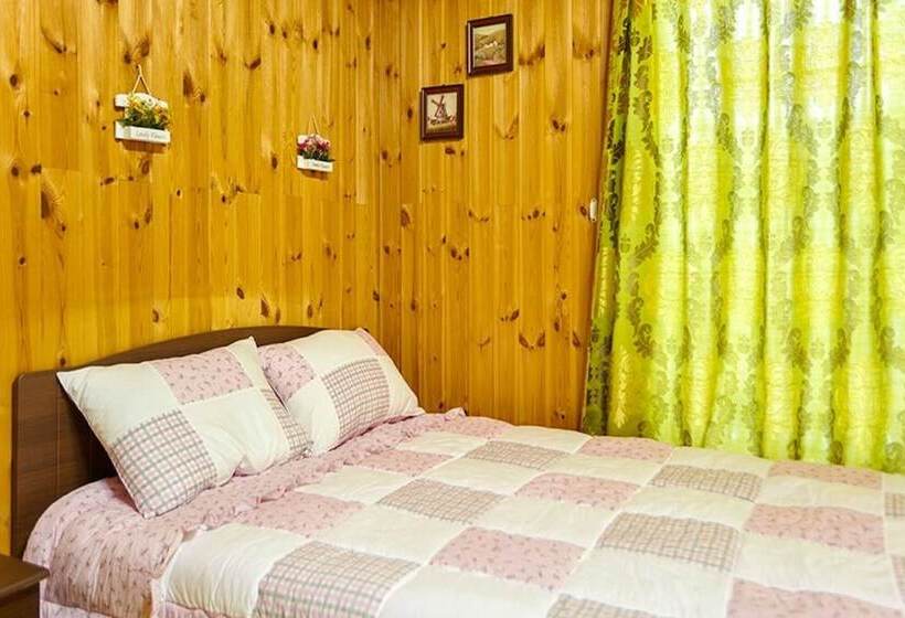 Pocheon Blooming Hill Pension