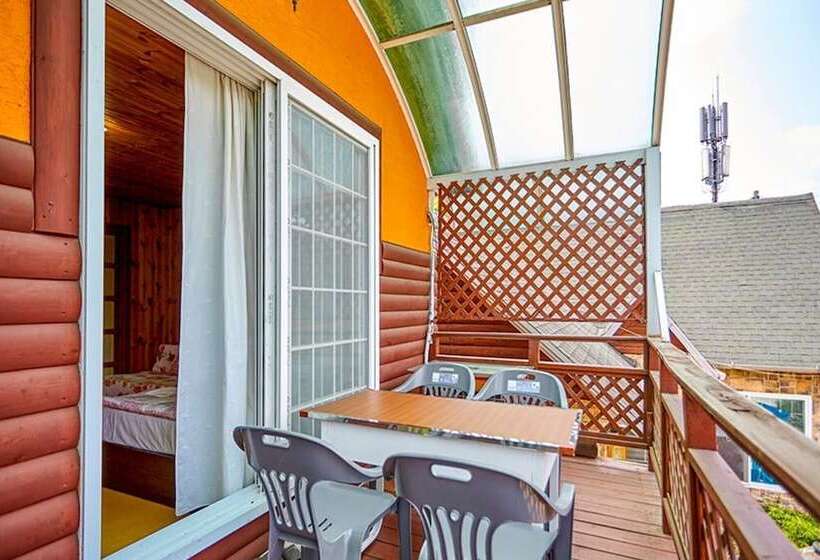 Pocheon Blooming Hill Pension