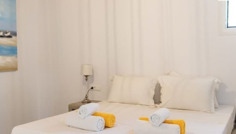 Stunning 2br Cottage With Private Pool In Mykonos