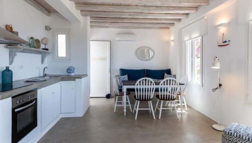 Stunning 2br Cottage With Private Pool In Mykonos