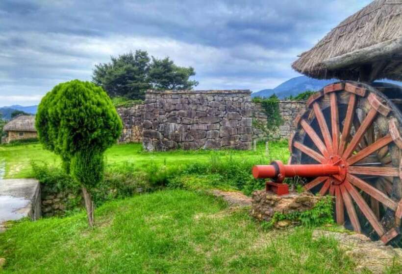 Suncheon Naganeupseong Haemill Pension