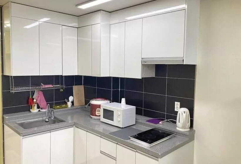 Taean Jiyu Ne Pension