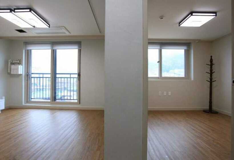 Yanggu Jumoknamu Pension